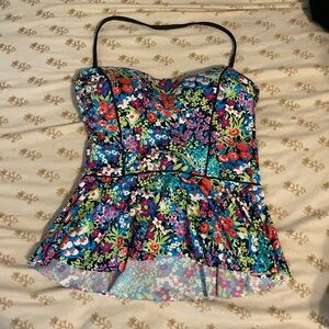 Floral tankini top. Corset peplum style.